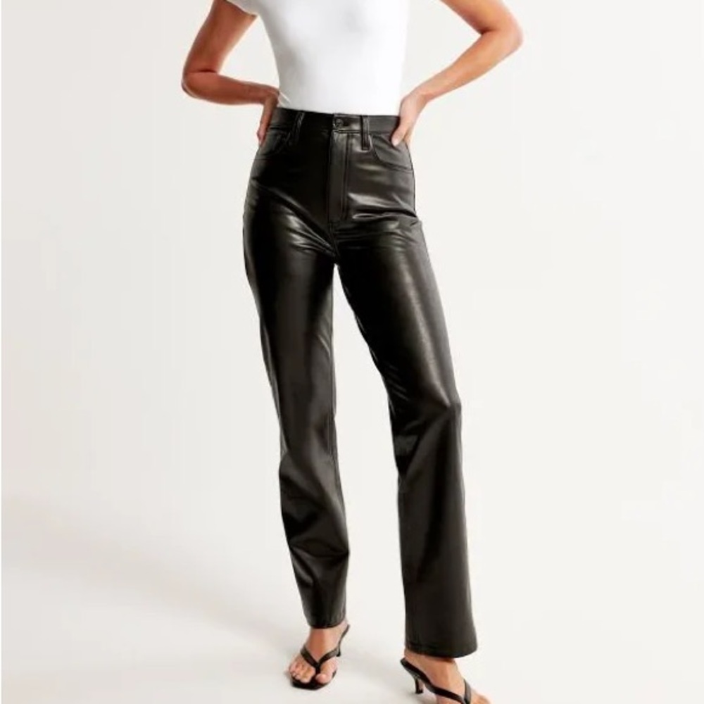 Abercrombie Ultra High Rise Vegan Leather 90s Straight Leg Pants - Curve Love